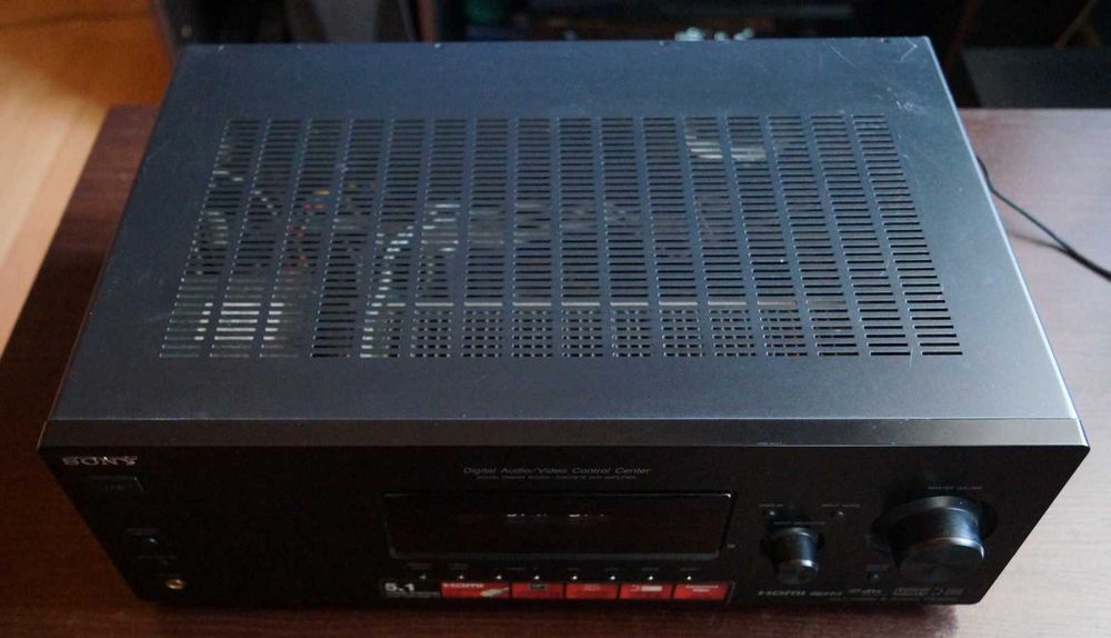 Bardzo Zadbany Amplituner Sony STR-DG520 wraz z oryginalnym pilotem