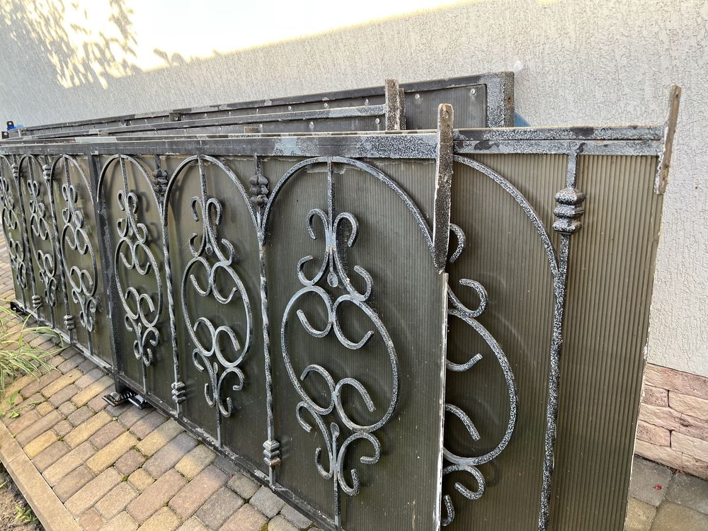 Перила для балкона, забор метал ковка