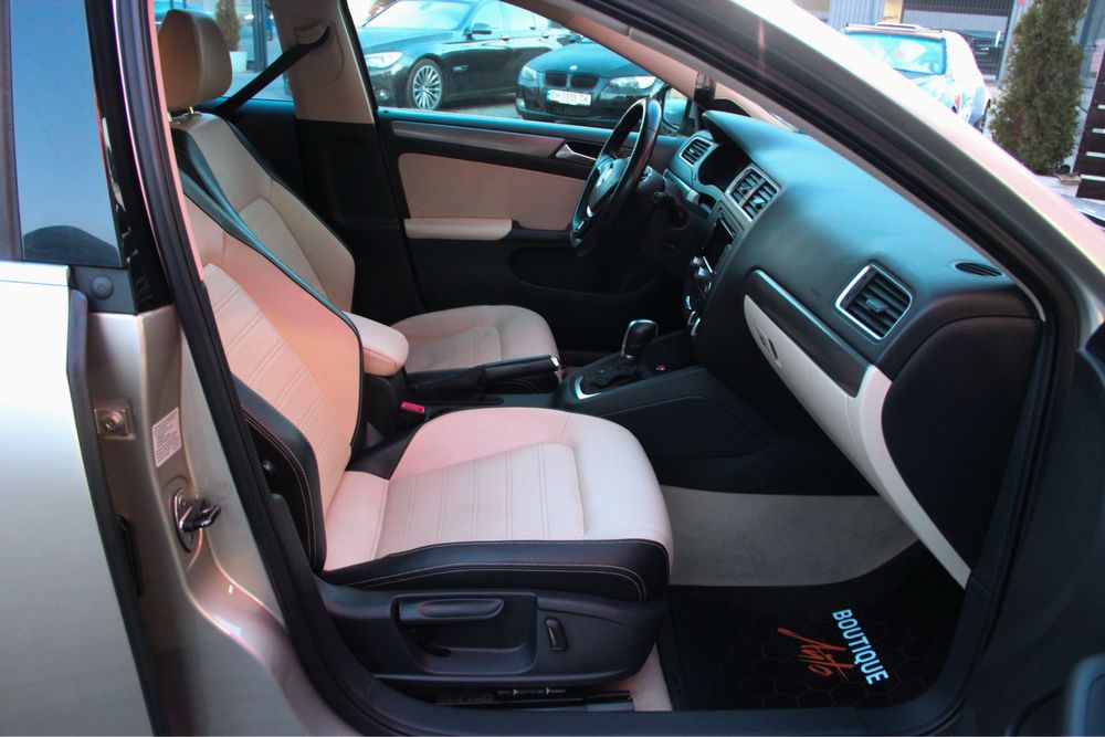 Продам Volkswagen Jetta 2014