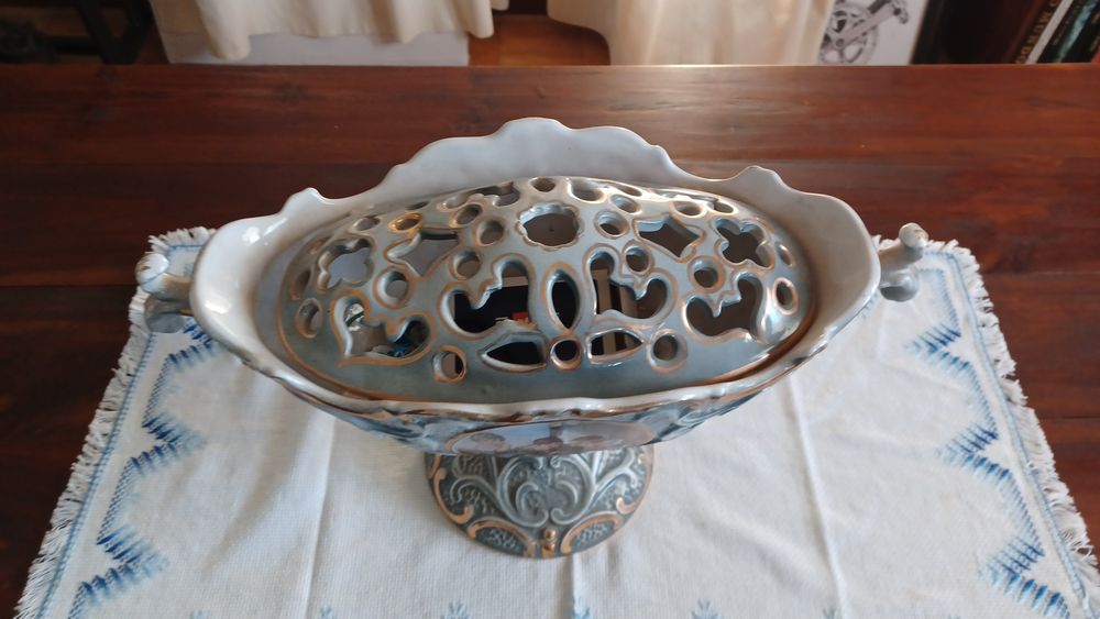 Terrina louça com motivos
