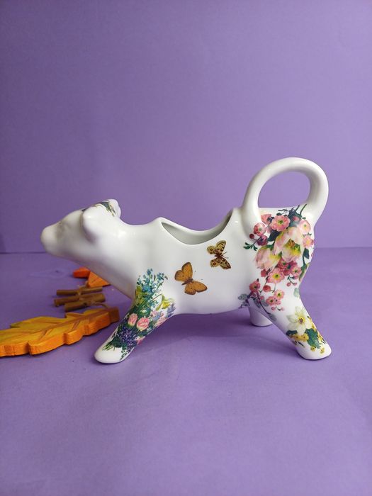 Porcelany angielski mlecznik