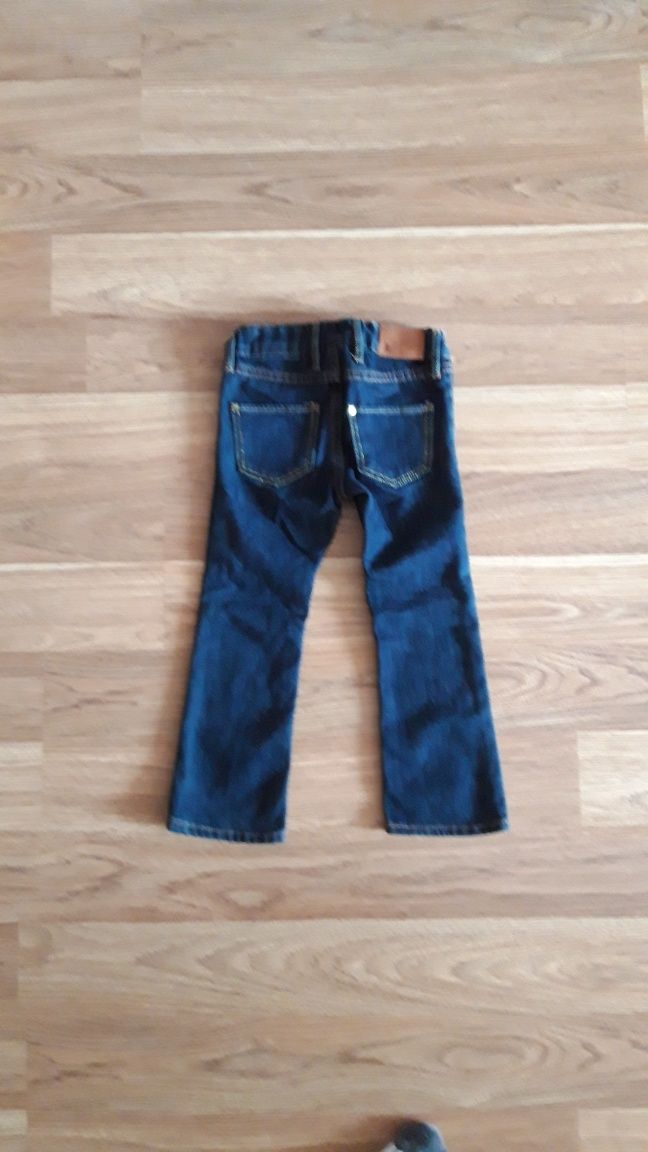 Jeansowe spodnie dla dziewczynki Boot Cut r. 98 cm