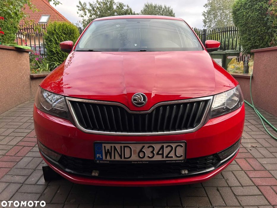 Skoda RAPID 1.0 TSI salon polska