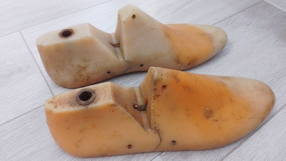 Колодки обувные.