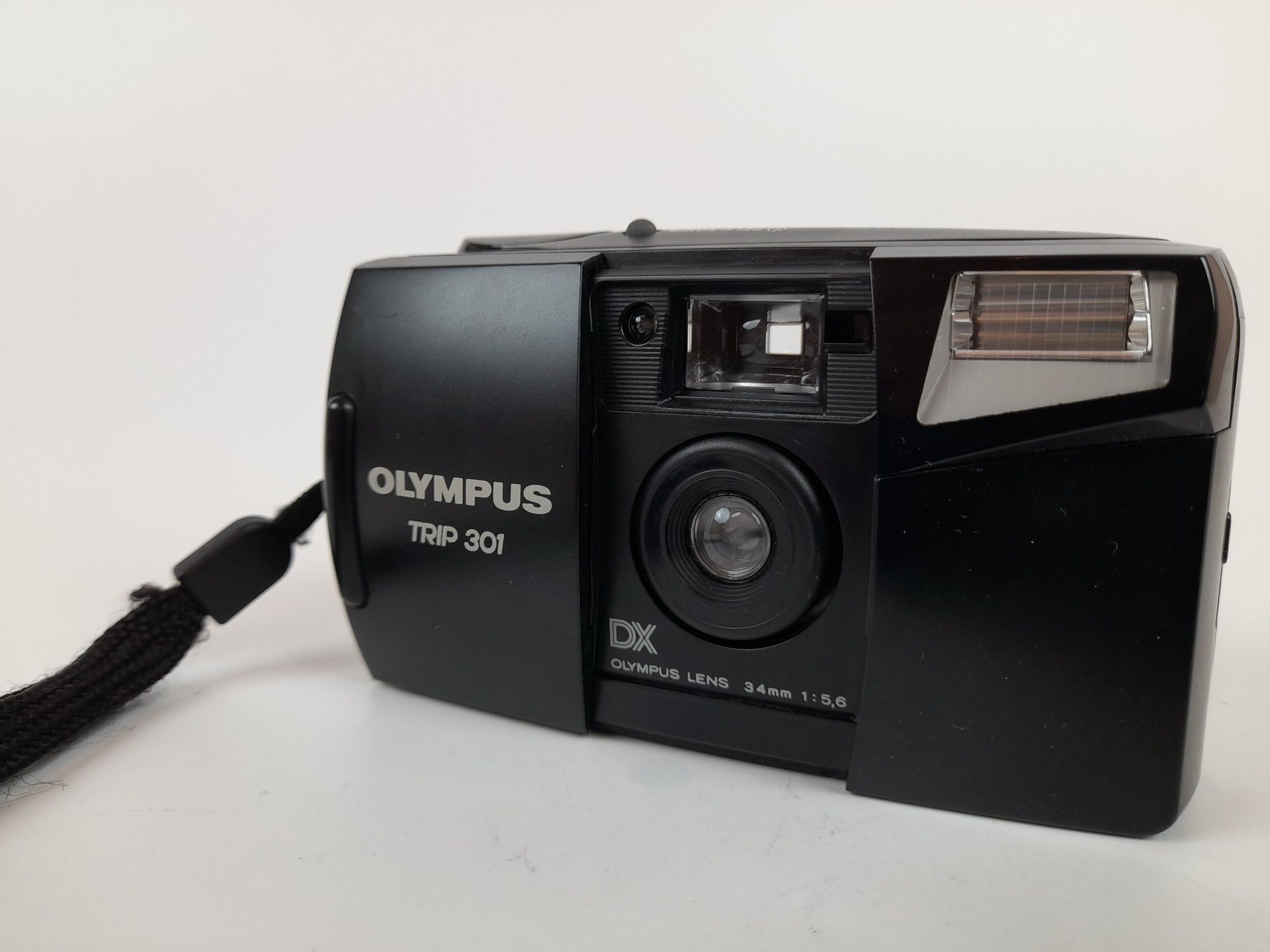 Olympus TRIP 301 Lens 34 mm f 5.6  плівковий фотоапарат