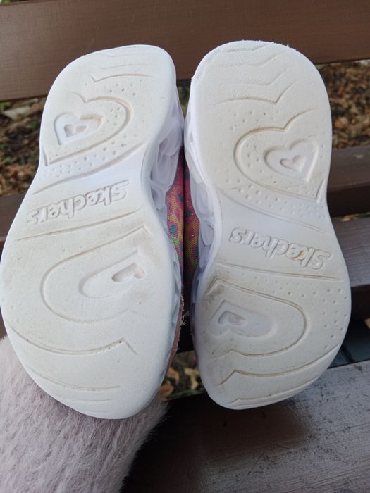 Wygodne i piękne Skechers-idealne dla księżniczki