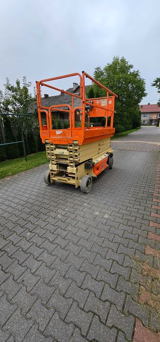 Podest ruchomy  JLG 3246ES