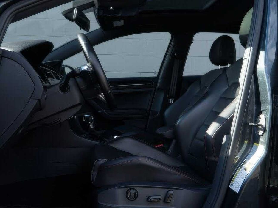 Volkswagen Golf GTI Autobahn      2015