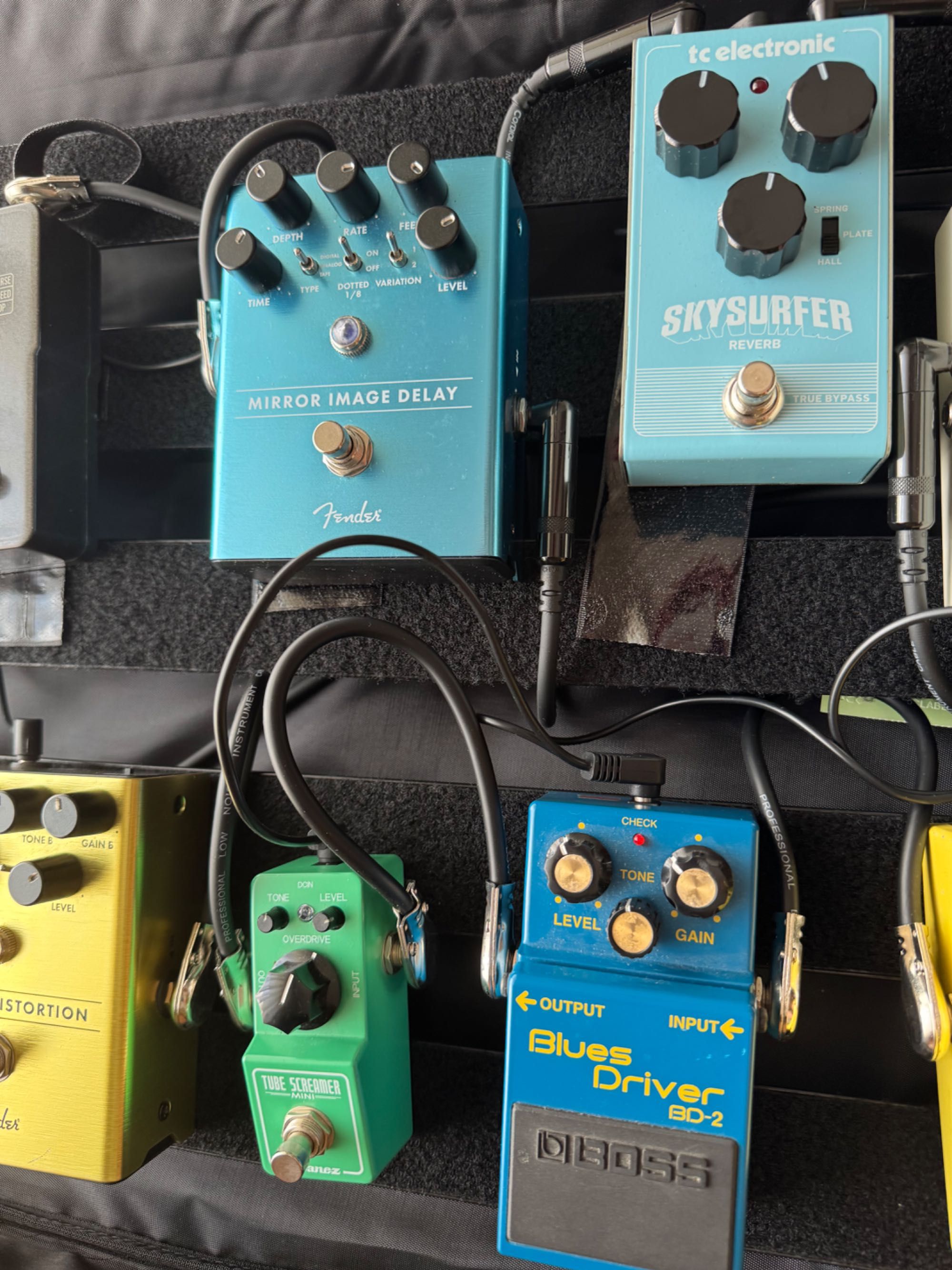 Pedais para guitarra + powerbank + saco transporte