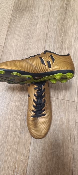 Футбольні бутси 38 розмір Adidas