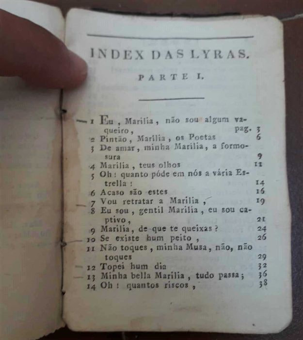 Livro "Marília de Dirceo" - Tomás António Gonzaga, Edição Séc. XIX