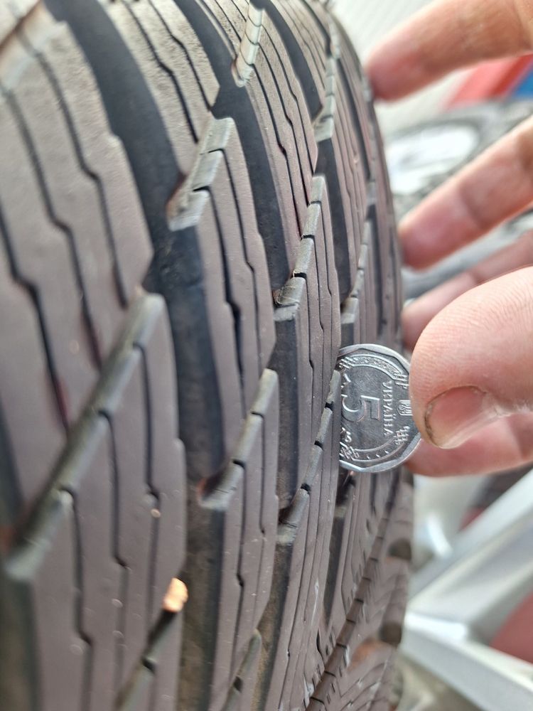 Зимові шини Michelin 255/60 R18