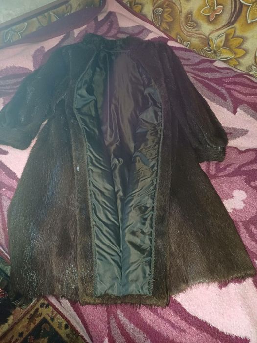 Продам шубу в ідеальному стані стані.