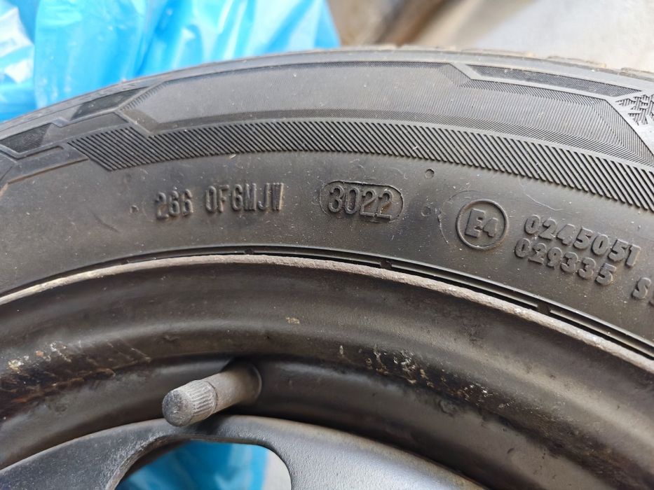 koła zimowe felgi 5x100 195/65R15 Barum Polaris 5 VW Golf New Beetle