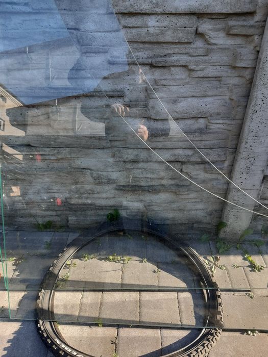 Półka szklana narożna hartowana  2szt  122x96..