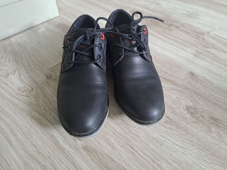Buty chłopięce dla chłopca  czarne półbuty garnituru eleganckie r. 33