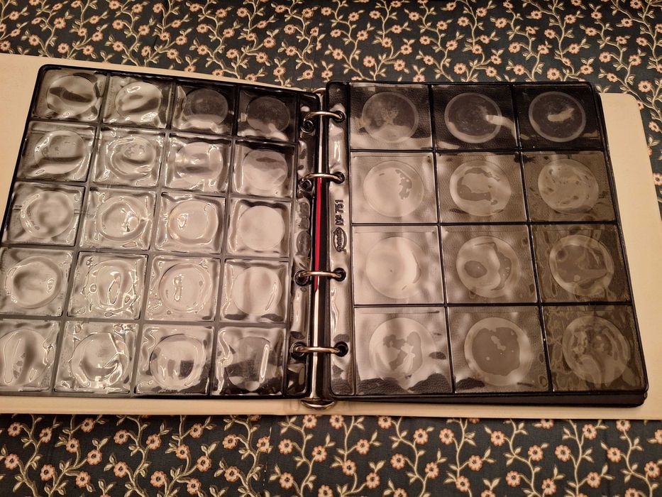 Álbuns/Capas de Moedas + Folhas Plásticas + Separadores