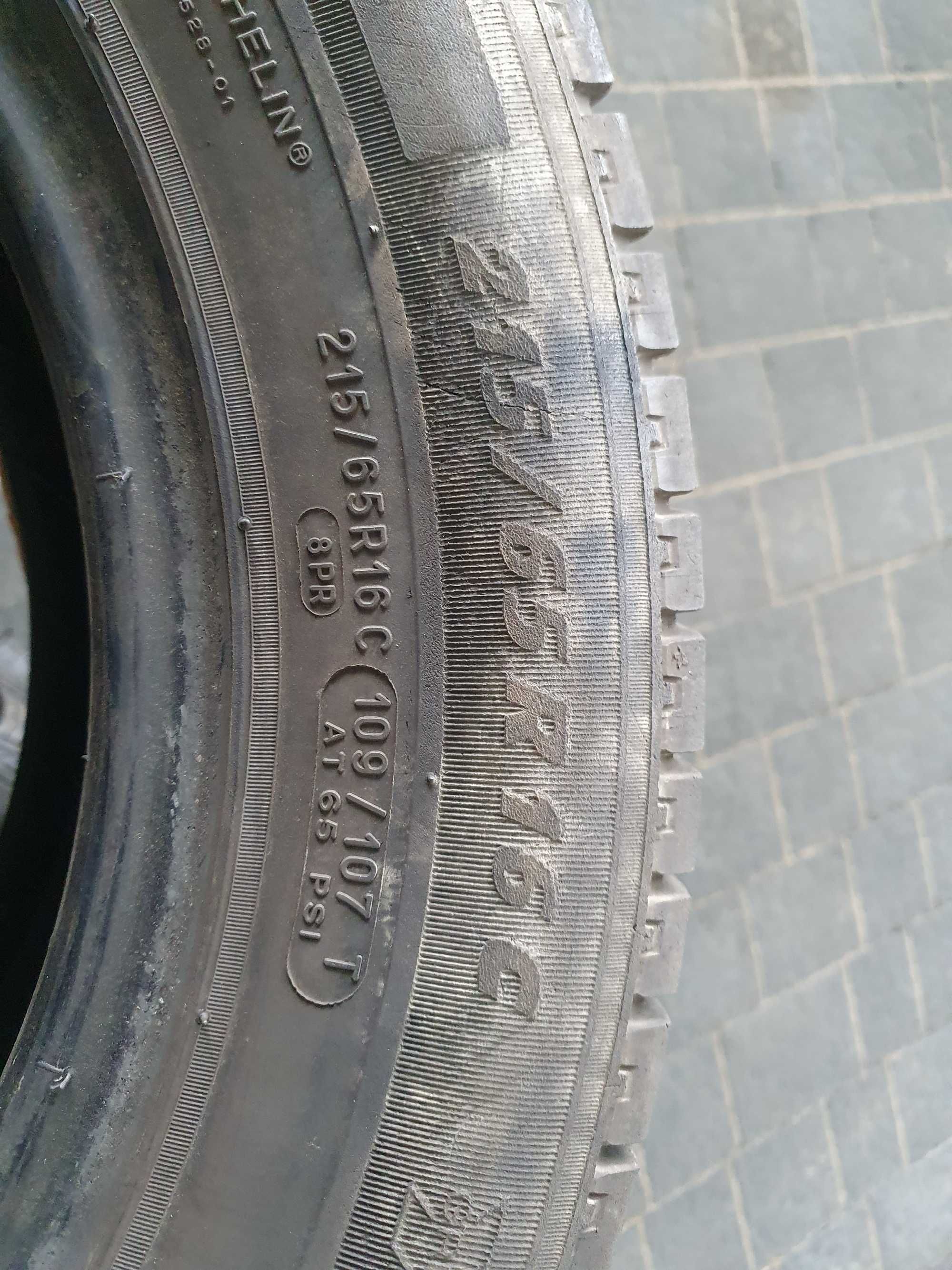 Opona Michelin Agilis 215/65/16C 109/107T HP100