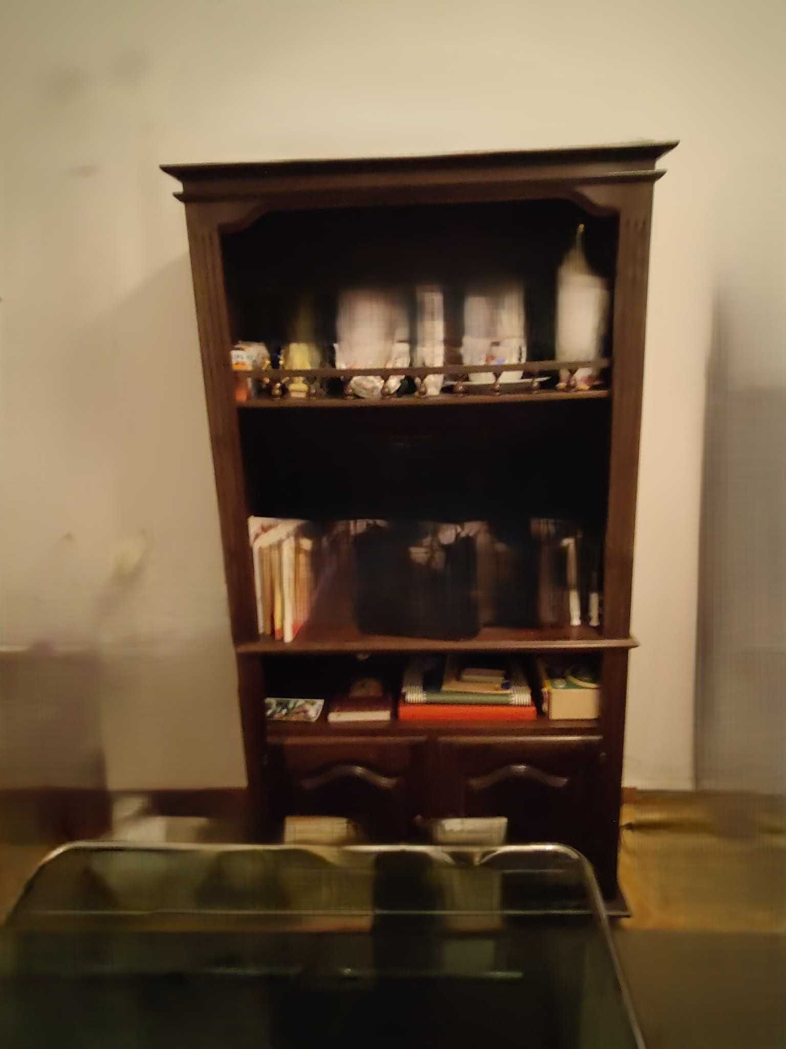 Móveis de Sala em madeira maciça em excelente estado