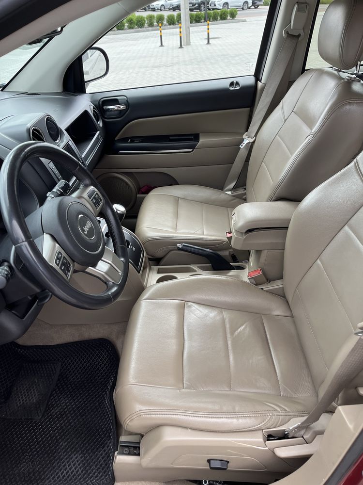 Продам Jeep Compass 2,4 2012
