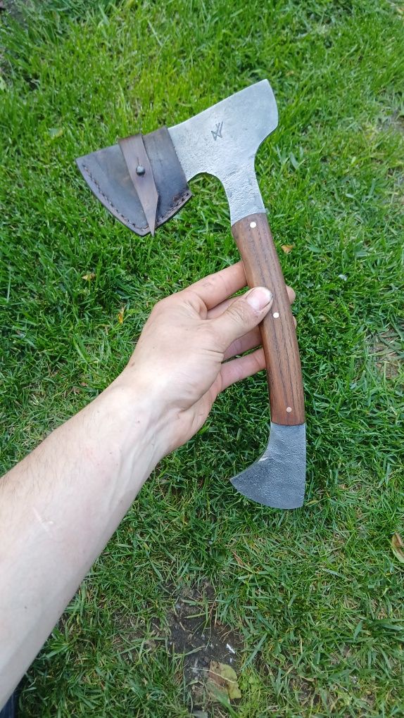 Toporek / tomahawk ręcznie wykuty survivalowy/ bushcraft/ do lasu/