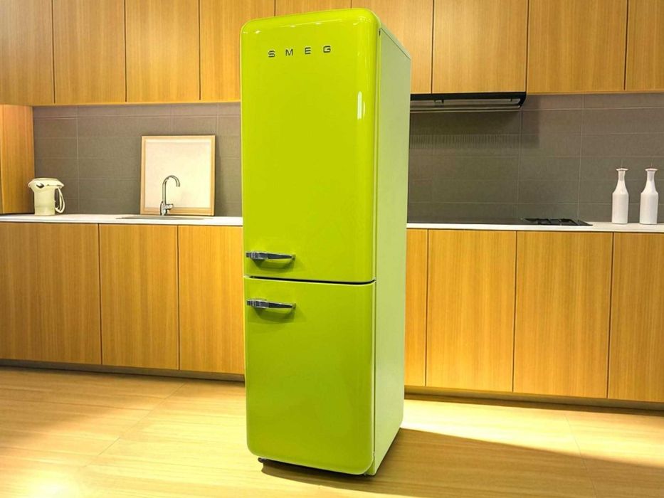 Холодильник SMEG FAB32RLI5, салатовий, ретро модель, бу, в наявності