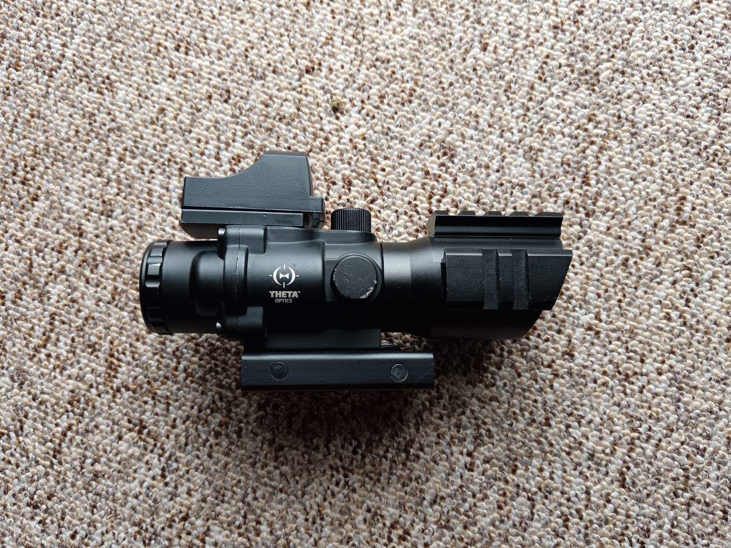 Luneta ASG Rhino Theta Optics 4x32 micro kolimator