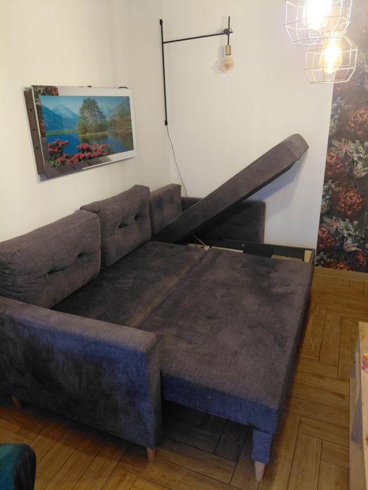 Wypoczynek narożnik rozkładany.