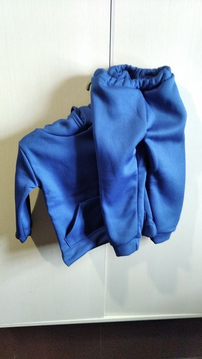 Продам нові костюми тринитка на флісі