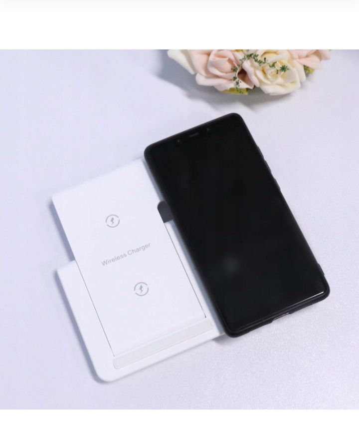 Bezprzewodowa ładowarka do telefonu 3w1