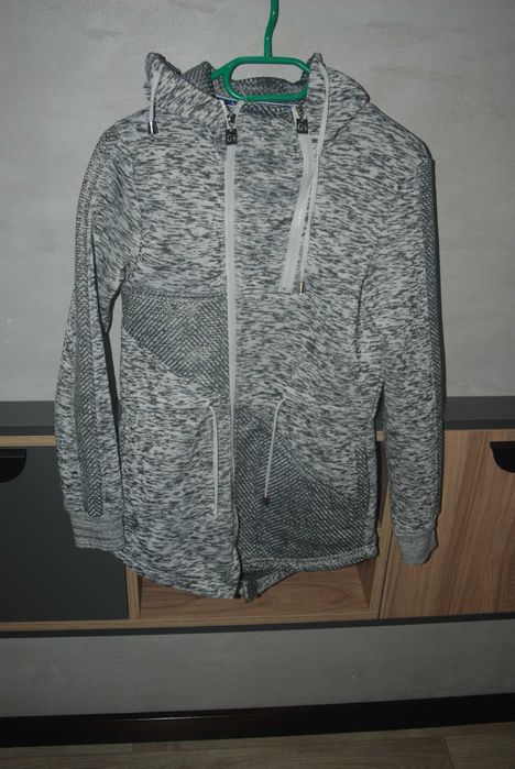 Ciepła bluza r. M