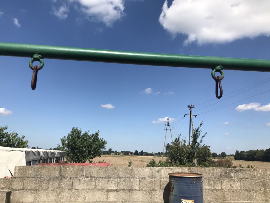 Huśtawka dziecięca ze stelażem