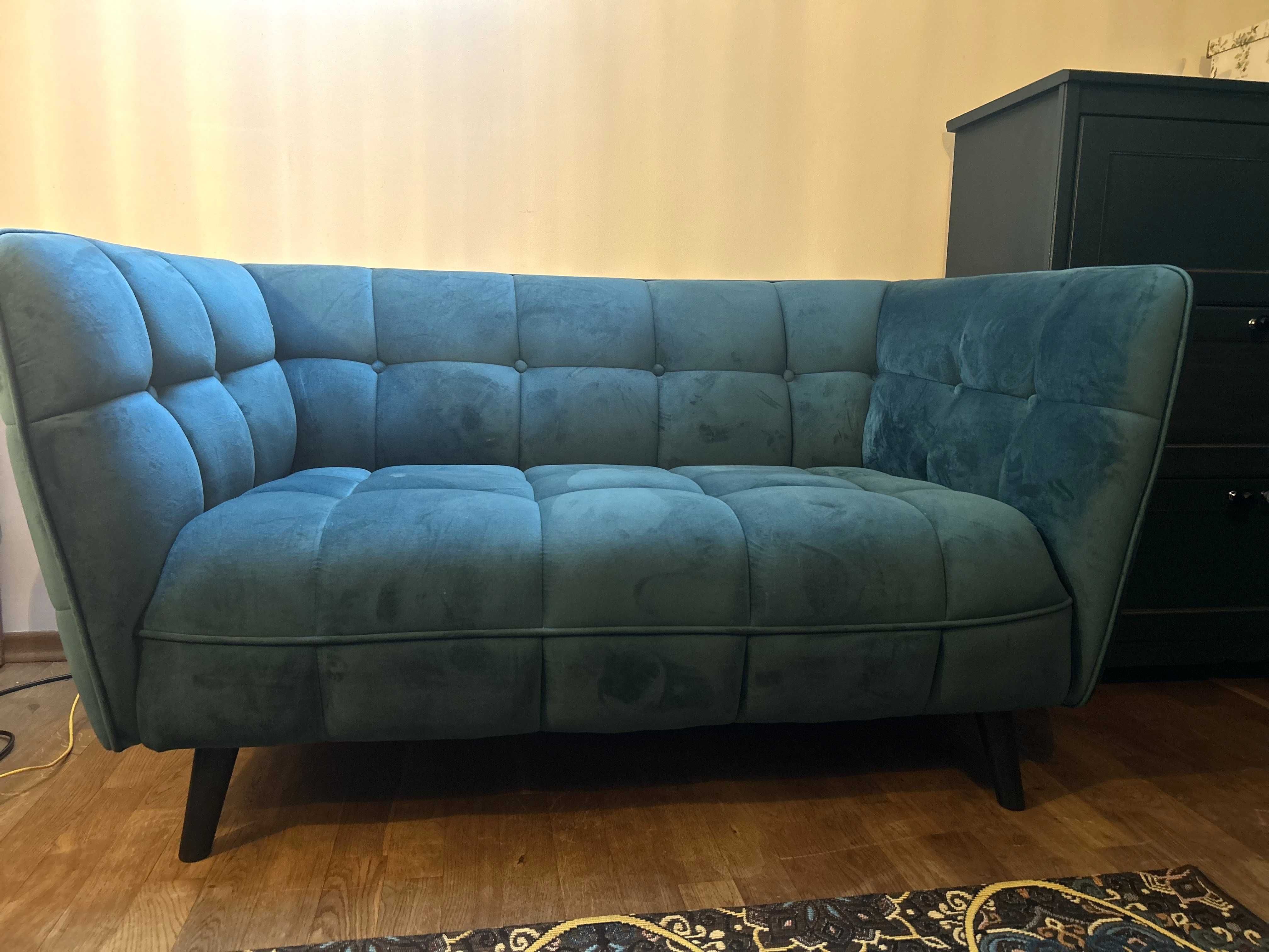 sofa welurowa, gabinetowa w kolorze szmaragdowym okazja