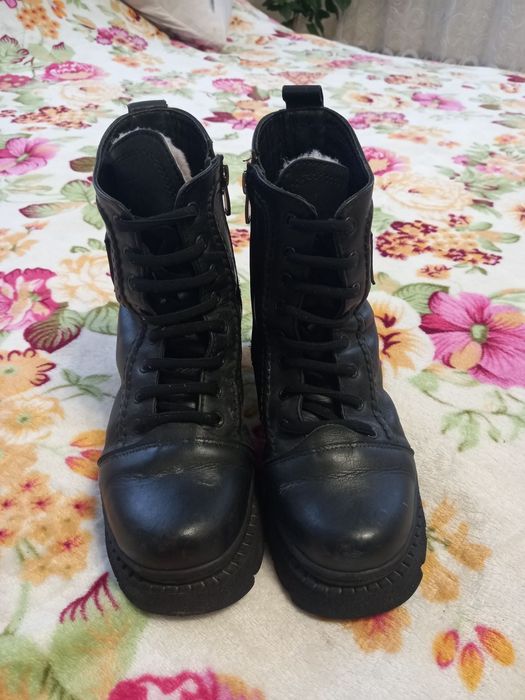 Продам взуття123