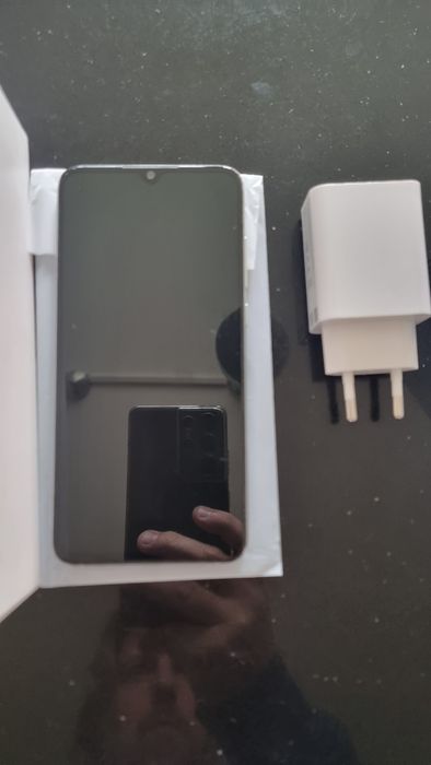 Telemovel xiaomil Mi 9 lite como novo