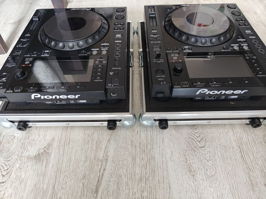 CDJ 900 NEXUS +  case gratis!