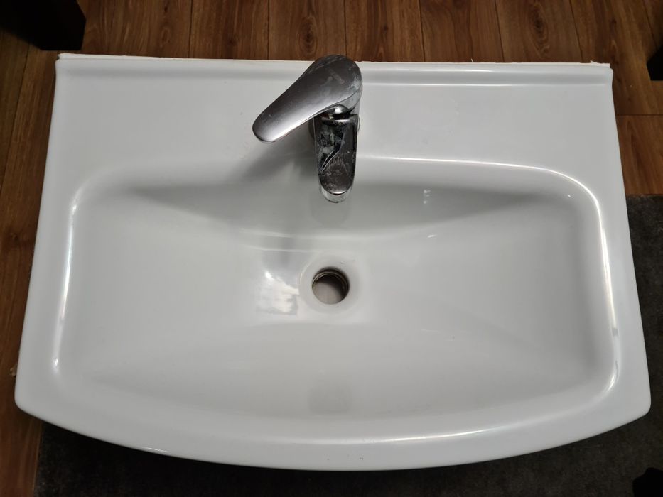 Umywalka Cersanit + bateria Ferro