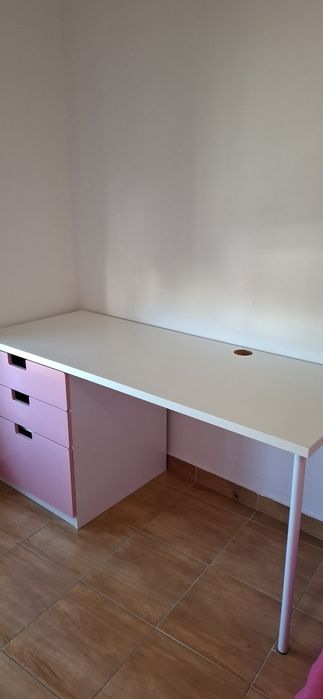 Escrivaninha  infantil