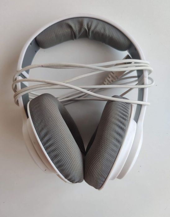 Навушники  Sennheiser  HD201, KOSS UR20,steelseries, sony