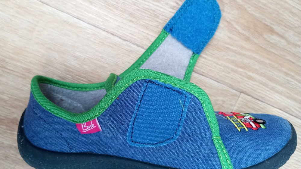 дитячі  тапки  для садочку