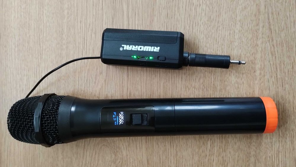 Mikrofon bezprzewodowy  UHF, stała częstotliwość, 2 kanały