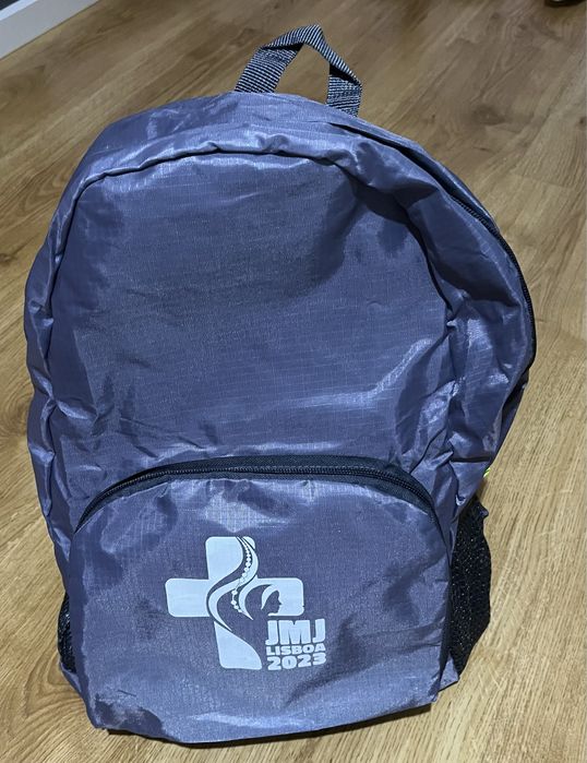 2 t-shirts + Kit Jornadas Mundiais da Juventude 2023