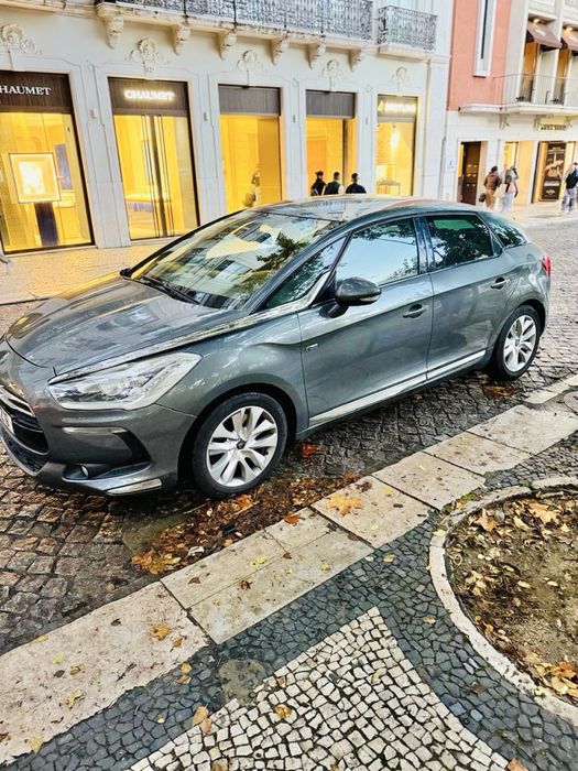 Citroen DS5 2.0 HDI Hibrido com estofos em pele