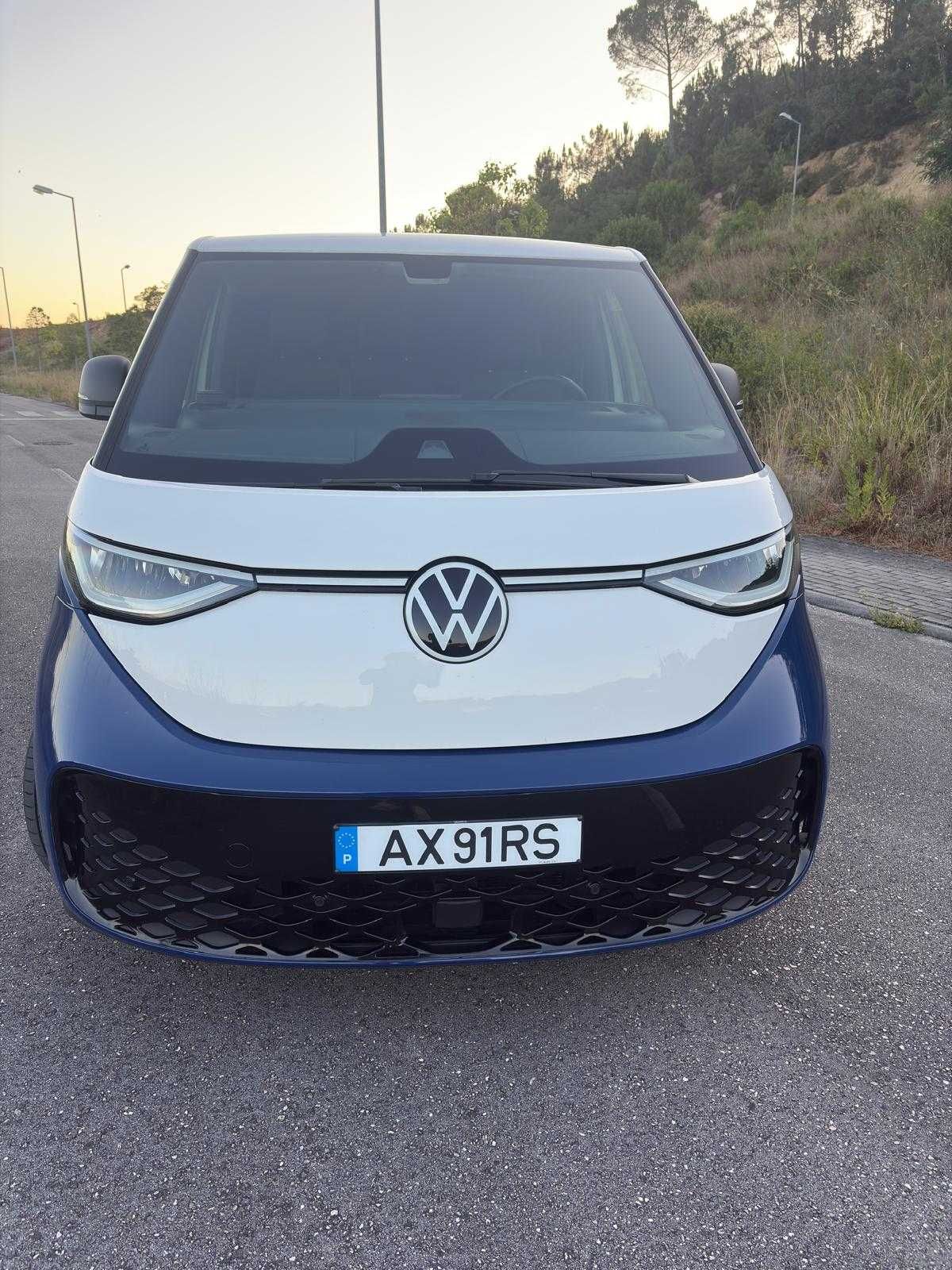 Volkswagen ID. Buzz Cargo First Edition (04/20) – Azul/Branco