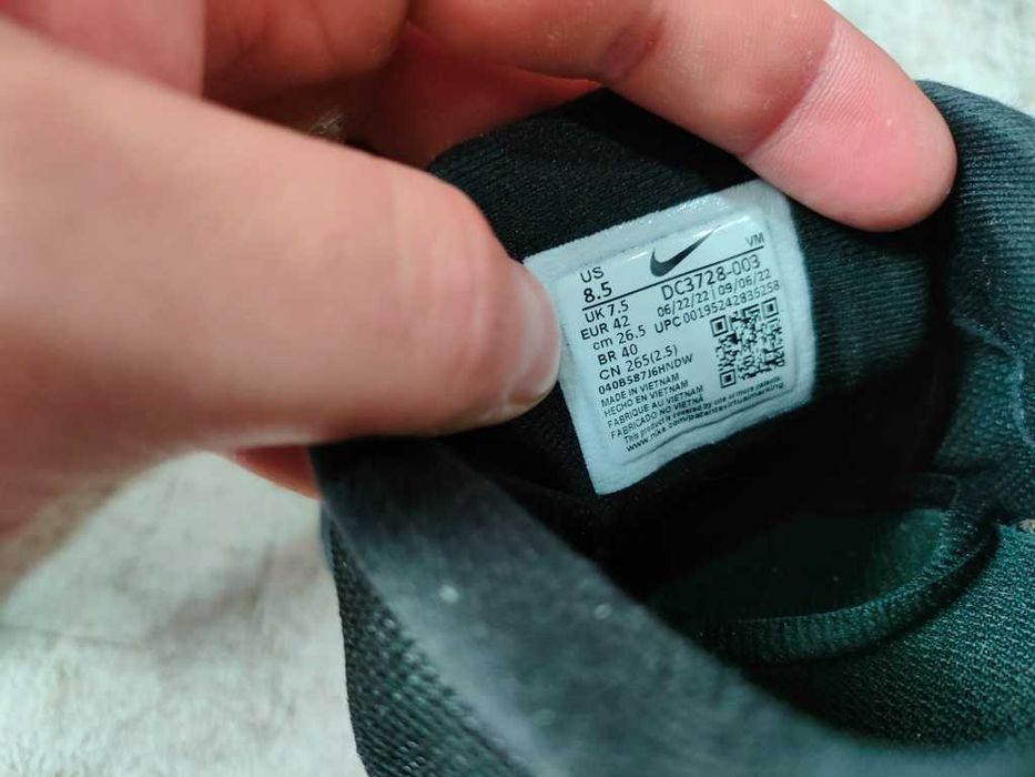 Кросівки Nike Revolution 6 р-42 оригінал кроссовки найк черные лёгкие