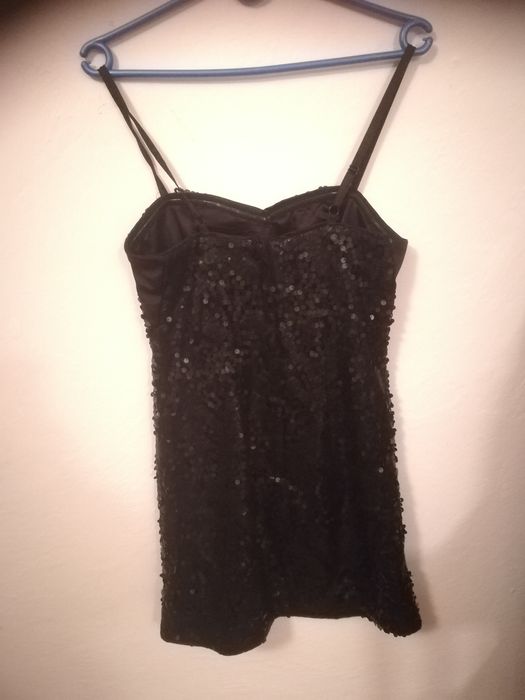 Sukienka mini, czarna, cekiny, na ramiączkach, H&M rozmiar 38