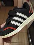 ADIDAS. Buciki dziecięce.