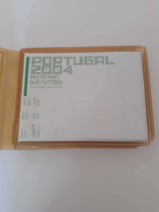 Livro Oficial do Euro2004 com CD