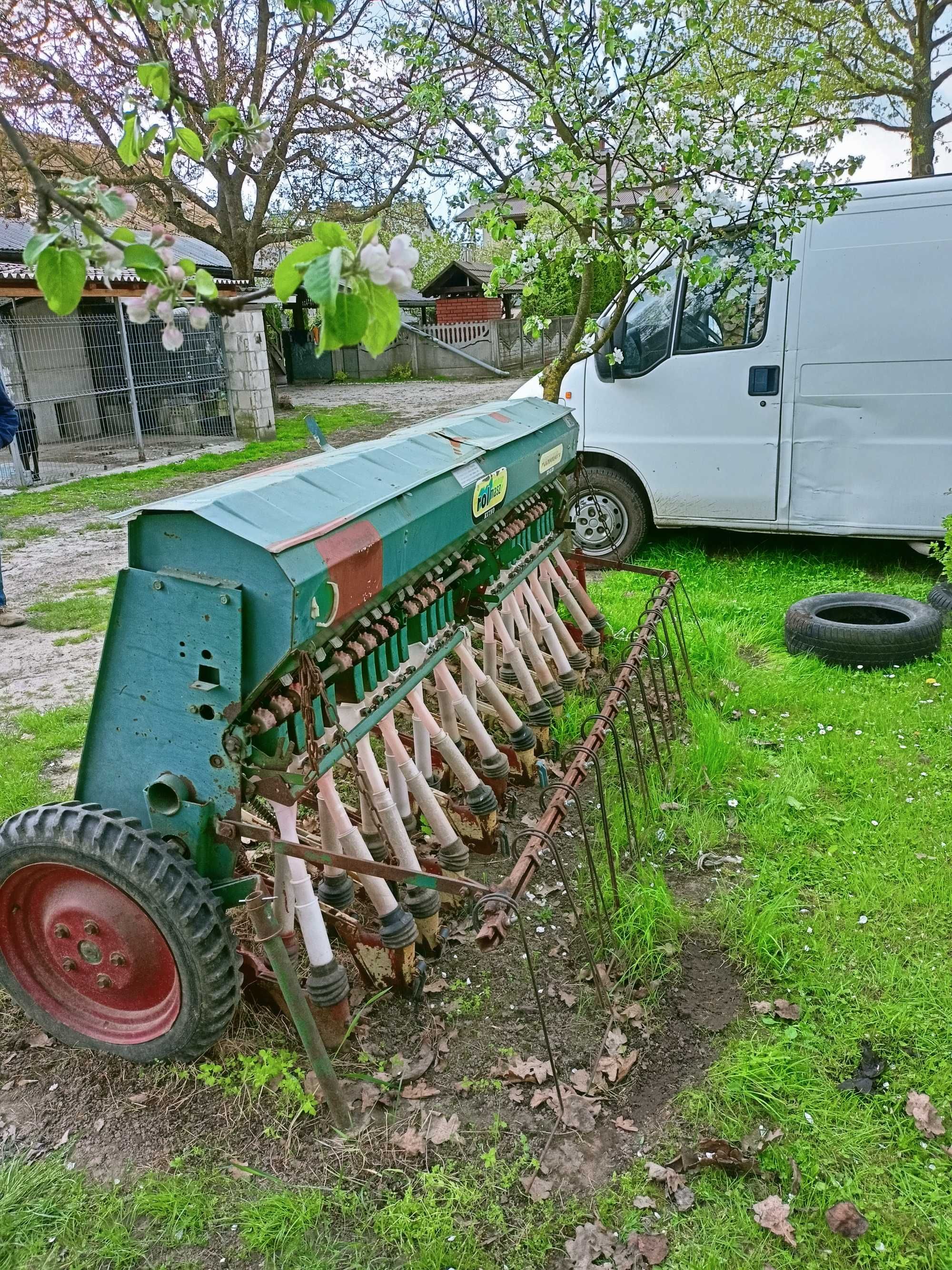 Siewnik do zboża Poznaniak-6