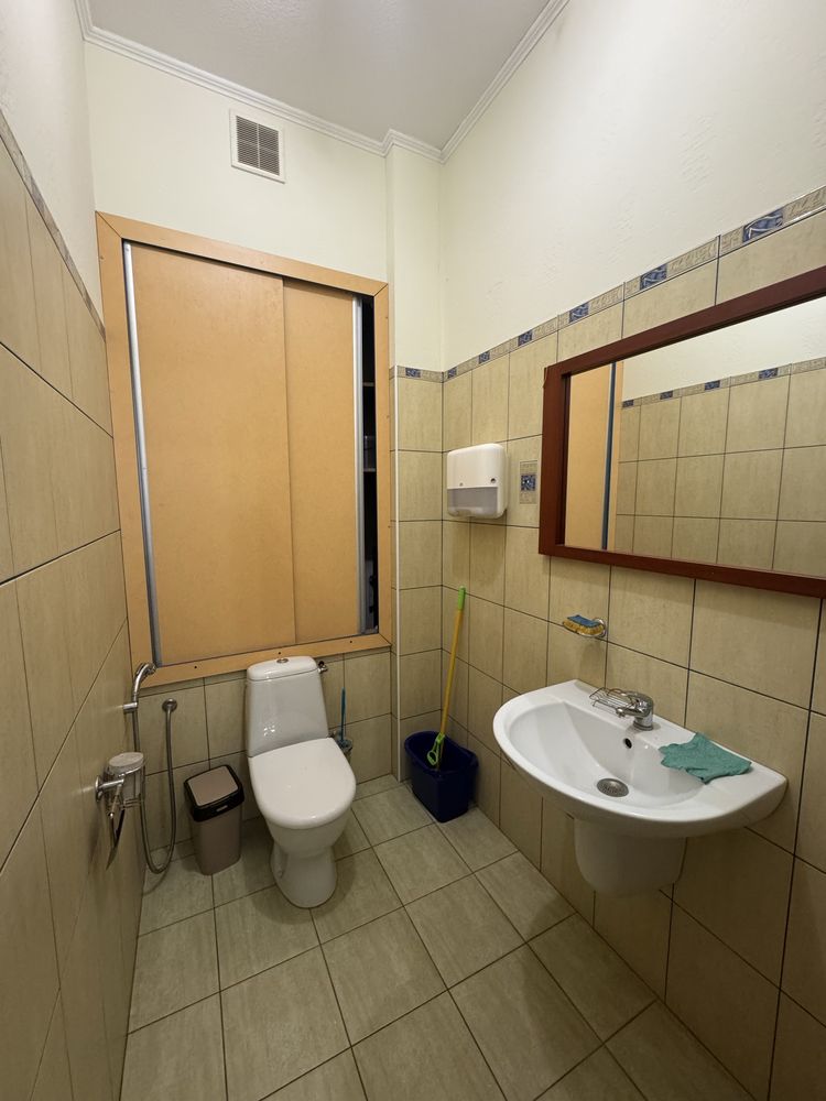 Сдам Офис 126м2 П.Поле, ЖК Азарин, пер. Отакара Яроша,16Б